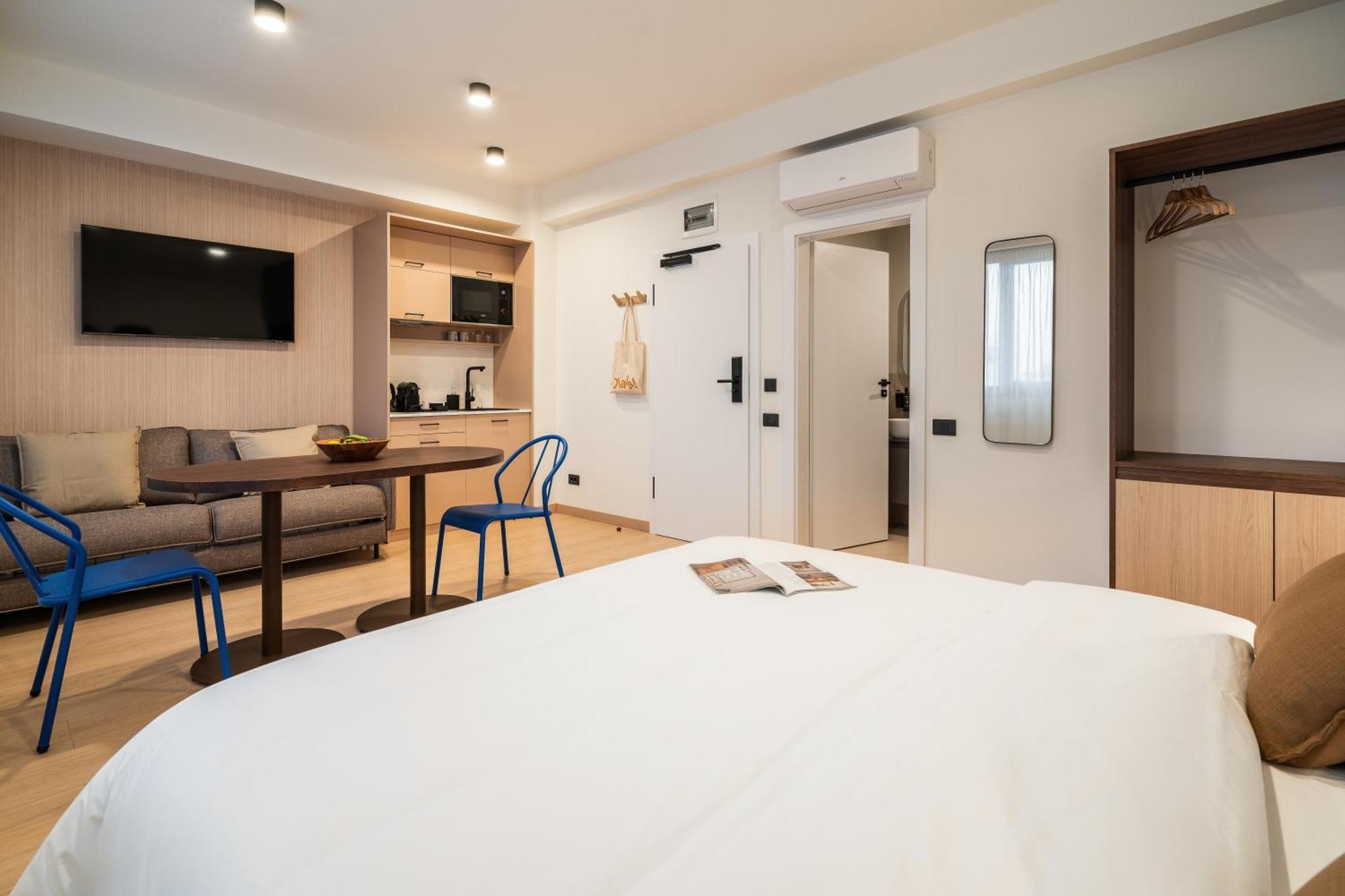 Old Town Apartments By Olala Homes Bucarest Extérieur photo