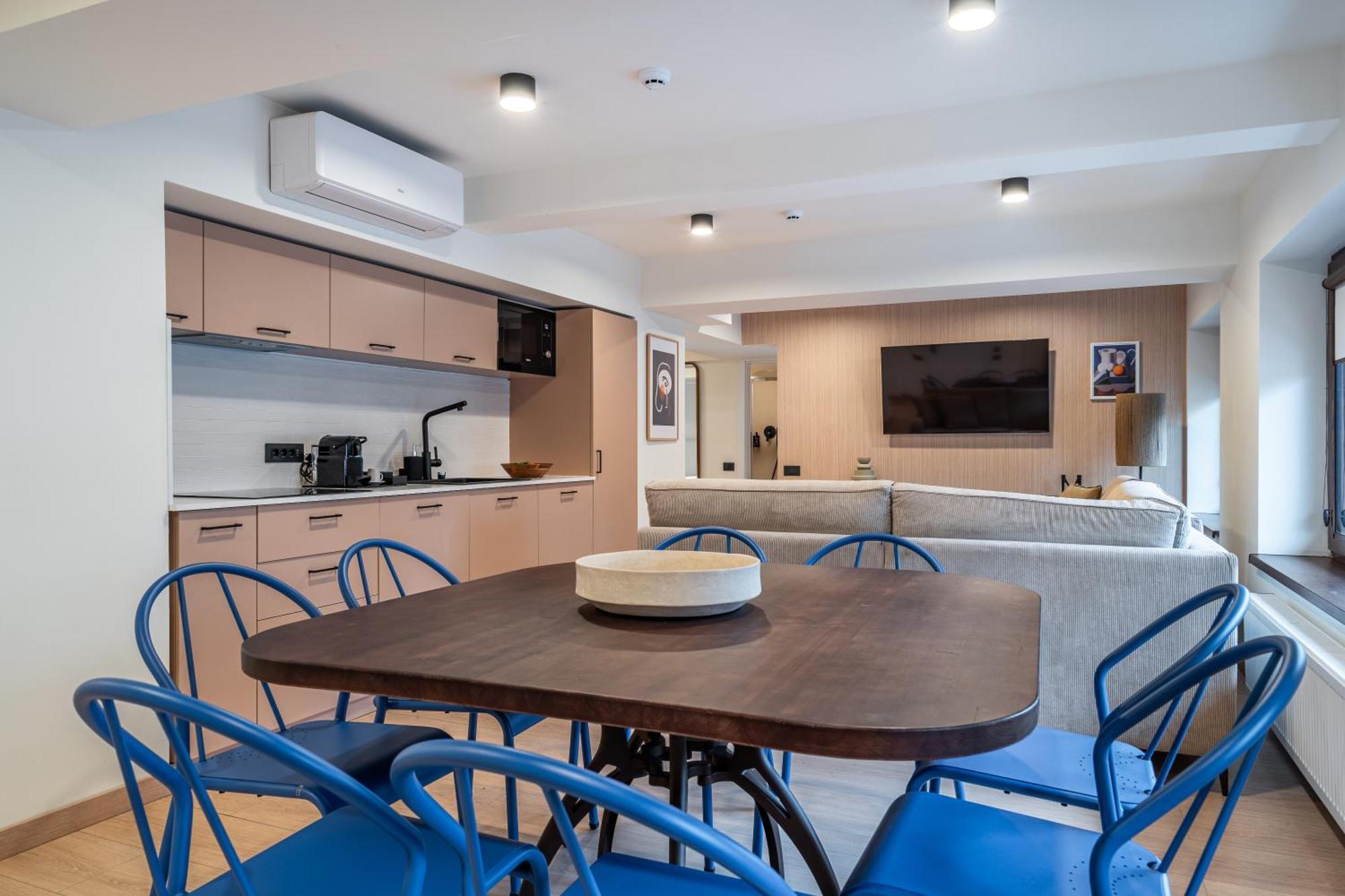 Old Town Apartments By Olala Homes Bucarest Extérieur photo