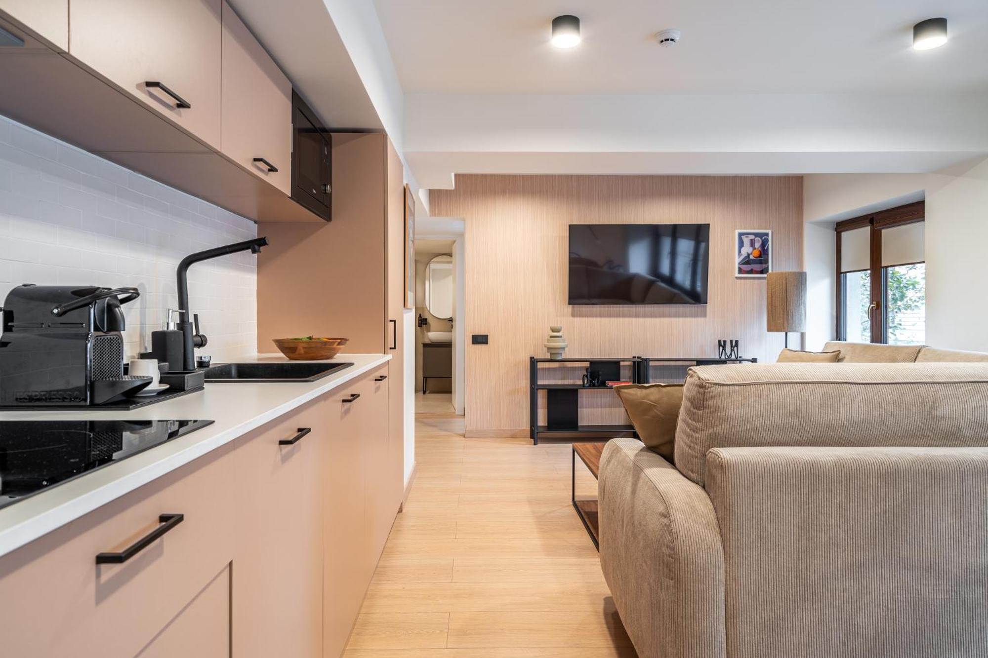 Old Town Apartments By Olala Homes Bucarest Extérieur photo